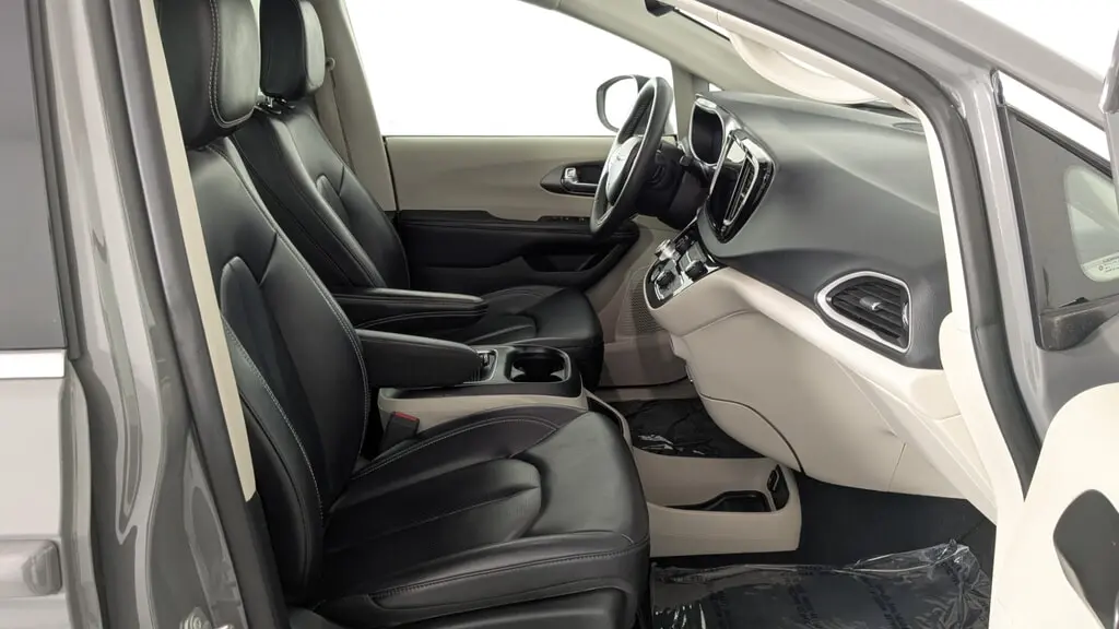 Florida Fine Cars - Used CHRYSLER PACIFICA 2023 ORLANDO TOURING L