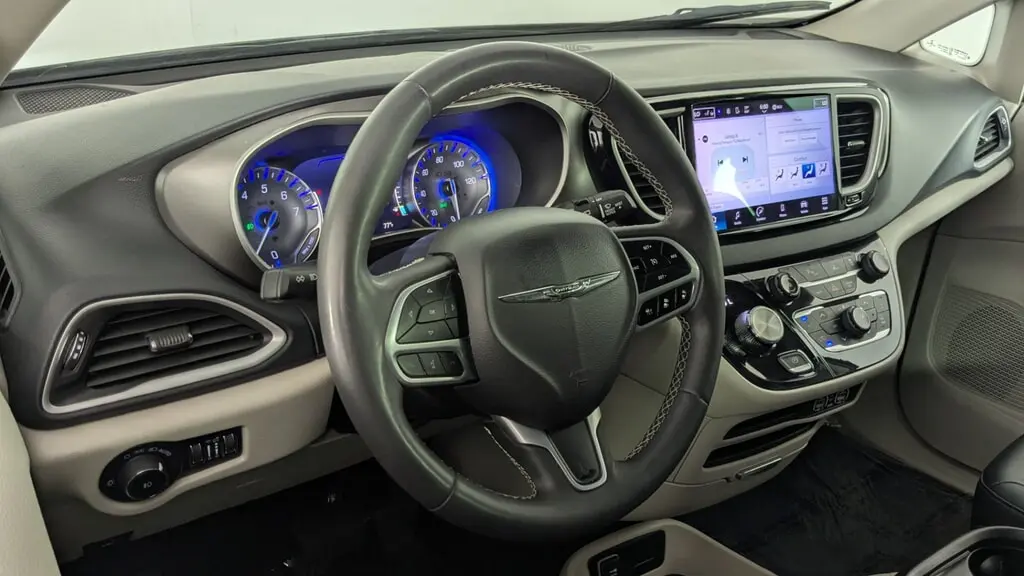 Florida Fine Cars - Used CHRYSLER PACIFICA 2023 ORLANDO TOURING L