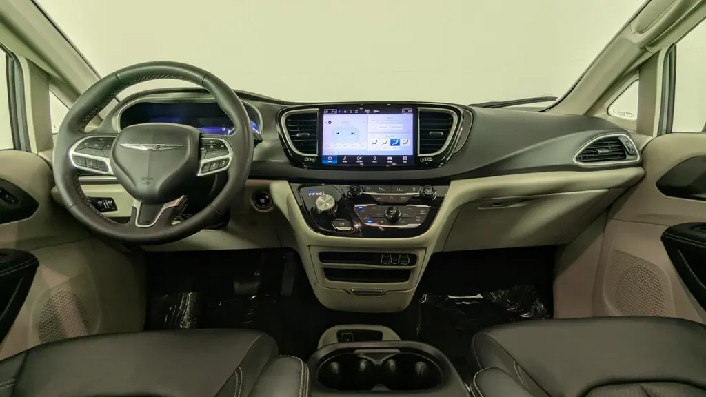 Florida Fine Cars - Used CHRYSLER PACIFICA 2023 ORLANDO TOURING L