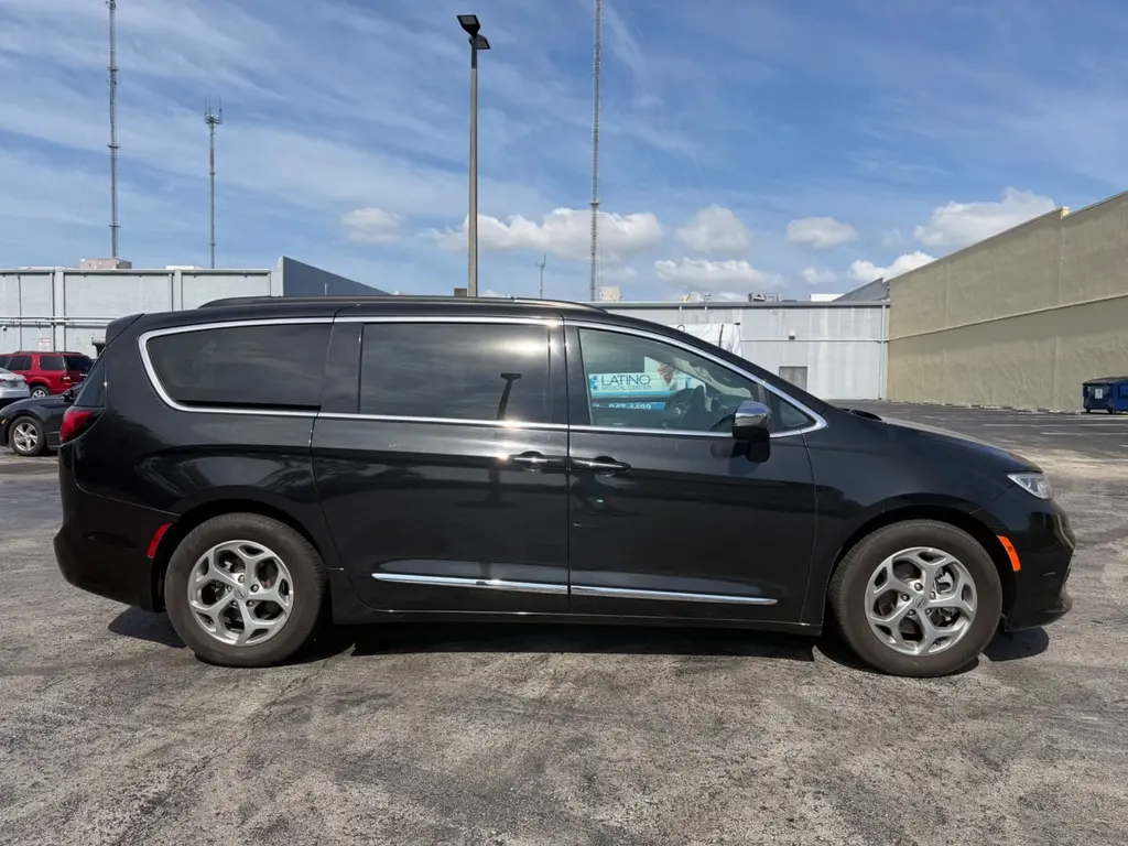 Florida Fine Cars - Used CHRYSLER PACIFICA 2023 MARGATE LIMITED