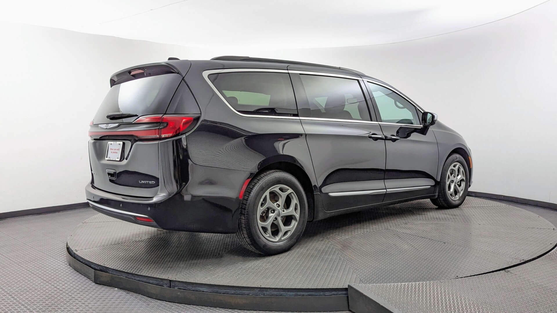 Florida Fine Cars - Used vehicle - MINIVAN CHRYSLER PACIFICA 2023
