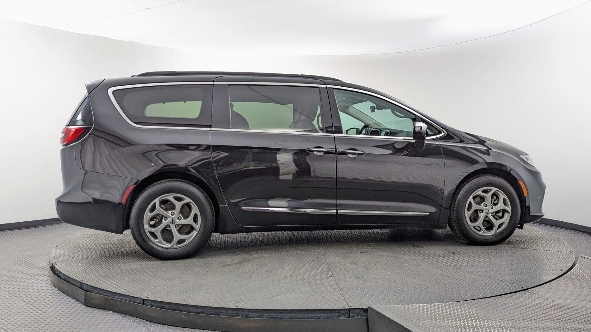 Florida Fine Cars - Used vehicle - MINIVAN CHRYSLER PACIFICA 2023