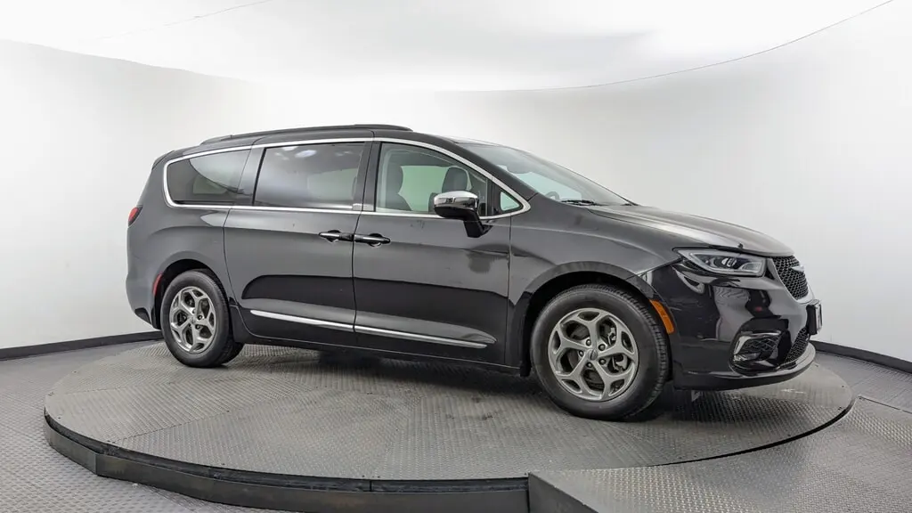 Florida Fine Cars - Used CHRYSLER PACIFICA 2023 MARGATE LIMITED