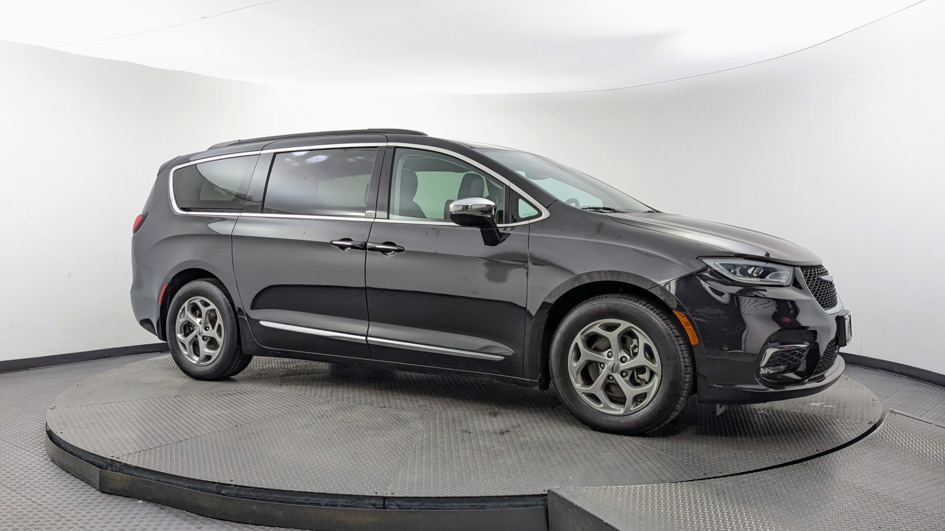 Florida Fine Cars - Used vehicle - MINIVAN CHRYSLER PACIFICA 2023