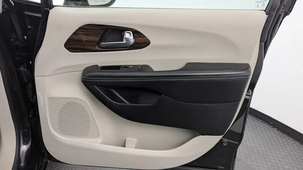 Florida Fine Cars - Used CHRYSLER PACIFICA 2023 MARGATE LIMITED
