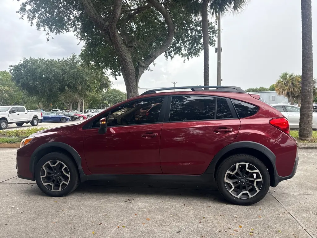 Florida Fine Cars - Used SUBARU CROSSTREK 2017 WEST PALM LIMITED