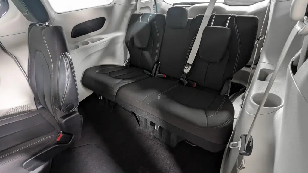 Florida Fine Cars - Used CHRYSLER VOYAGER 2023 ORLANDO LX