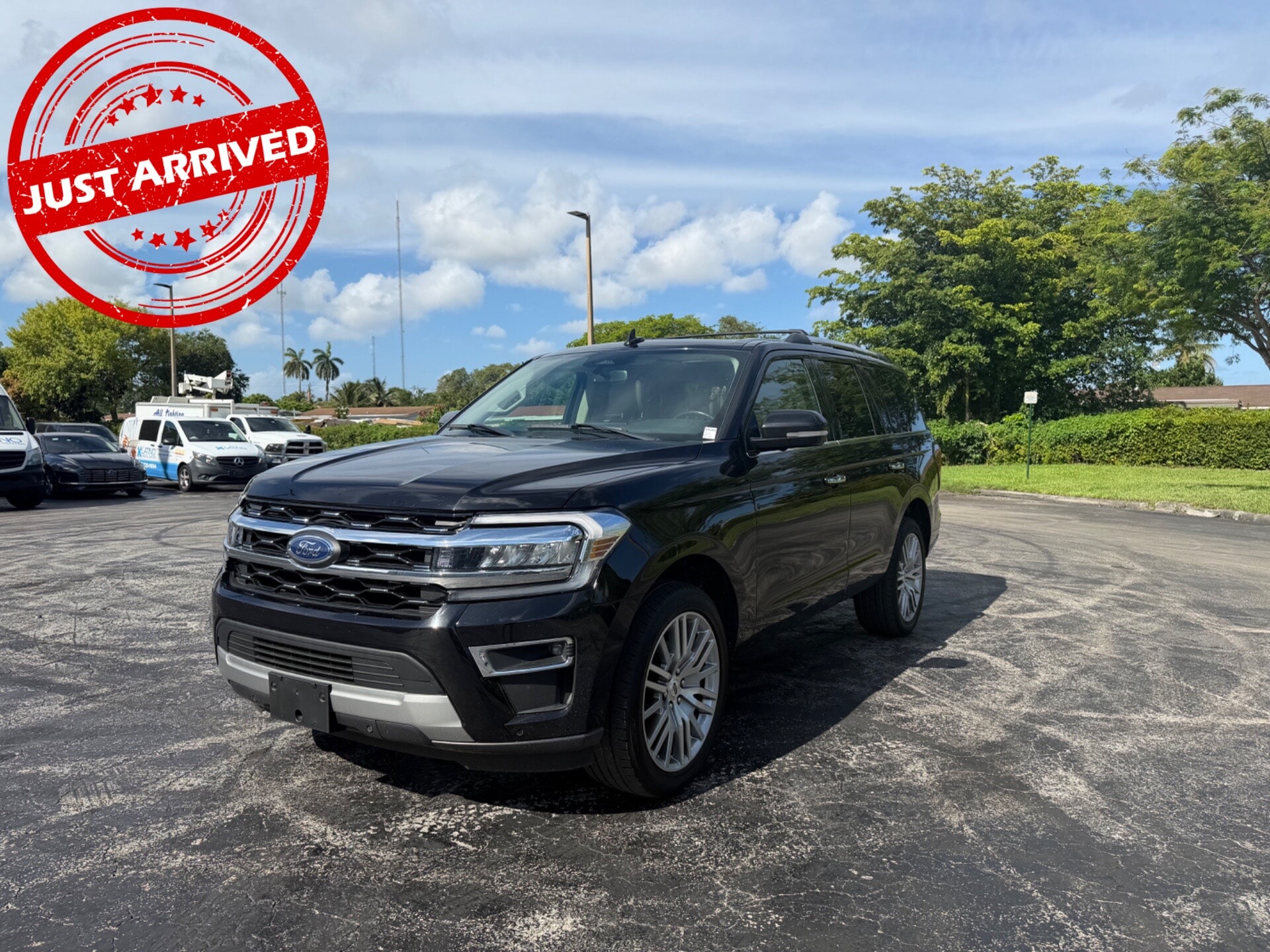2024 Ford Expedition Limited 4X4's photo