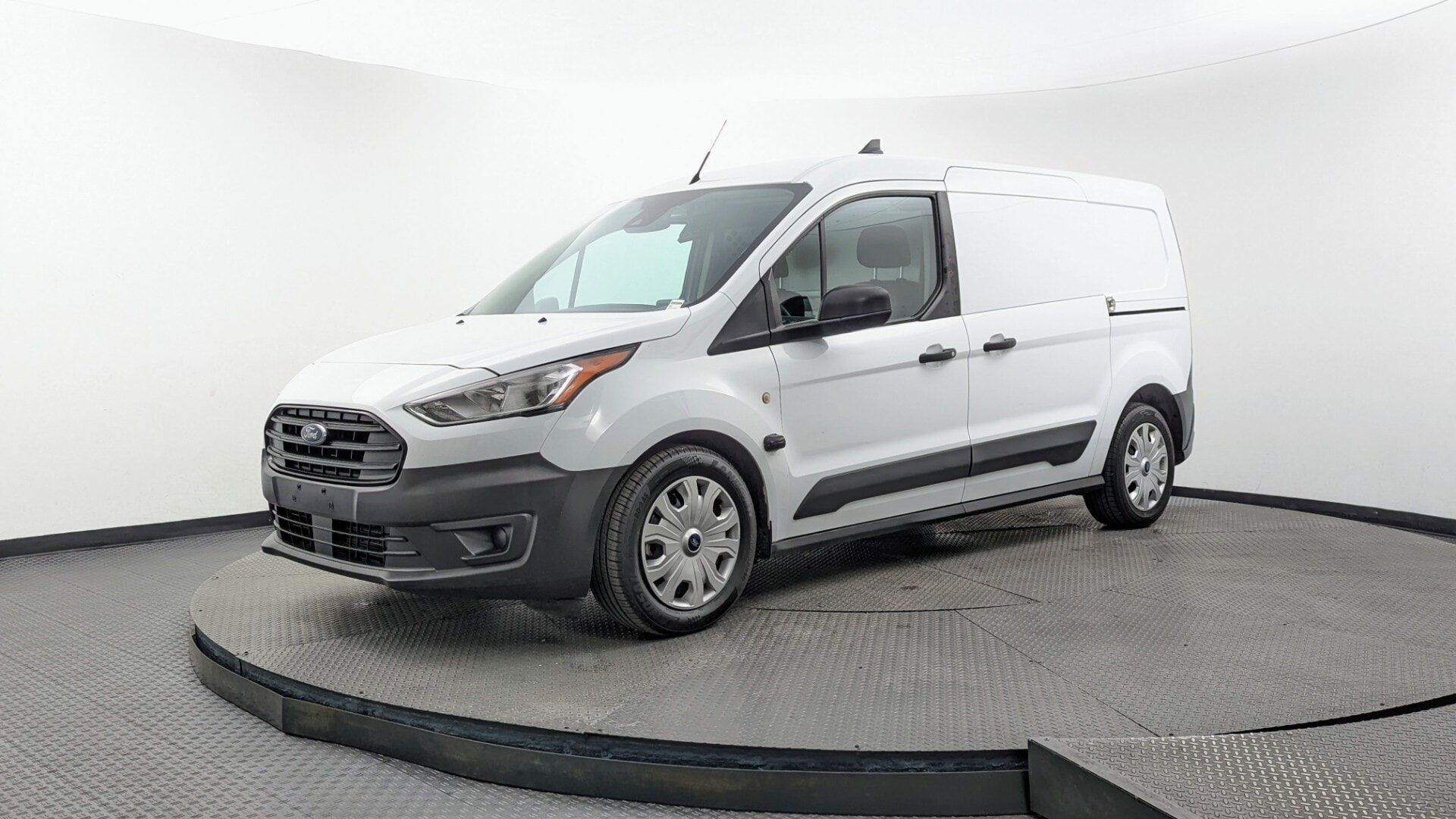 2020 Ford Transit Connect Van XL LWB (Rear 180 Degree Door)'s photo