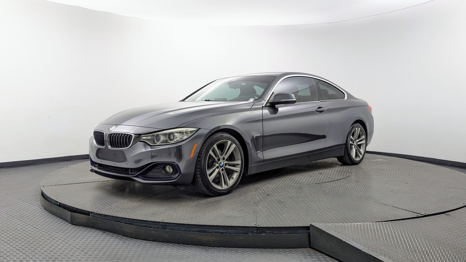 2017 BMW 4 Series 430i Coupe's photo