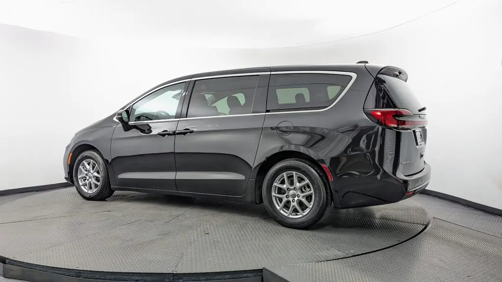 Florida Fine Cars - Used CHRYSLER PACIFICA 2023 MARGATE TOURING L
