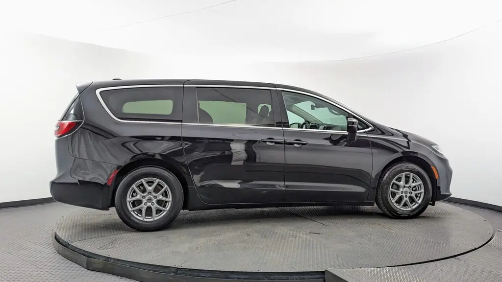 Florida Fine Cars - Used CHRYSLER PACIFICA 2023 MARGATE TOURING L