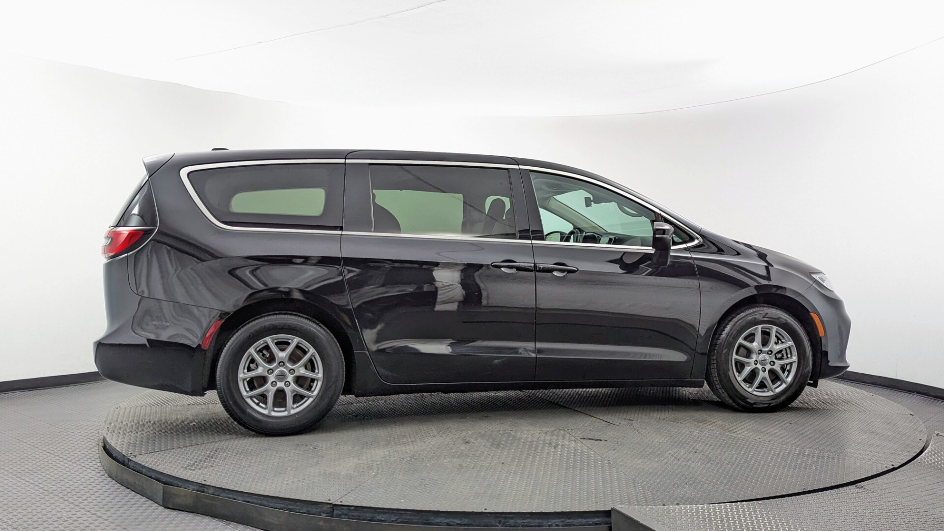 Florida Fine Cars - Used vehicle - MINIVAN CHRYSLER PACIFICA 2023