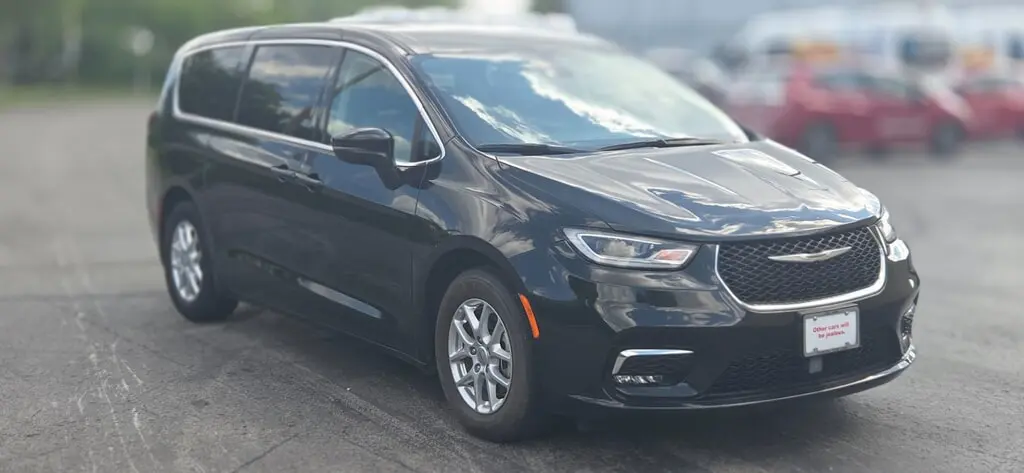 Florida Fine Cars - Used CHRYSLER PACIFICA 2023 MARGATE TOURING L