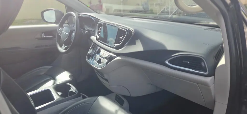 Florida Fine Cars - Used CHRYSLER PACIFICA 2023 MARGATE TOURING L