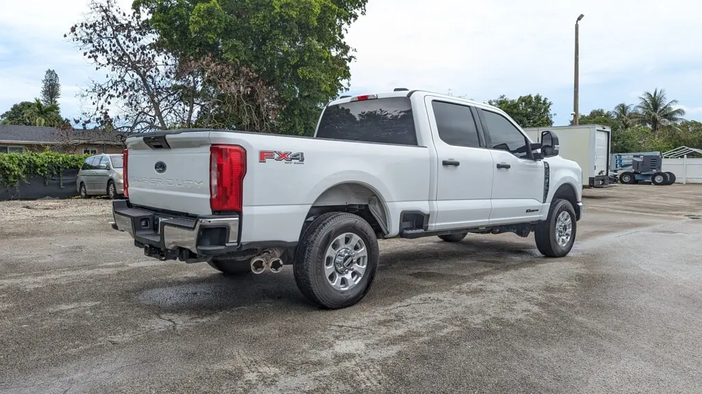 Florida Fine Cars - Used FORD SUPER DUTY F-250 SRW 2024 MIAMI XLT