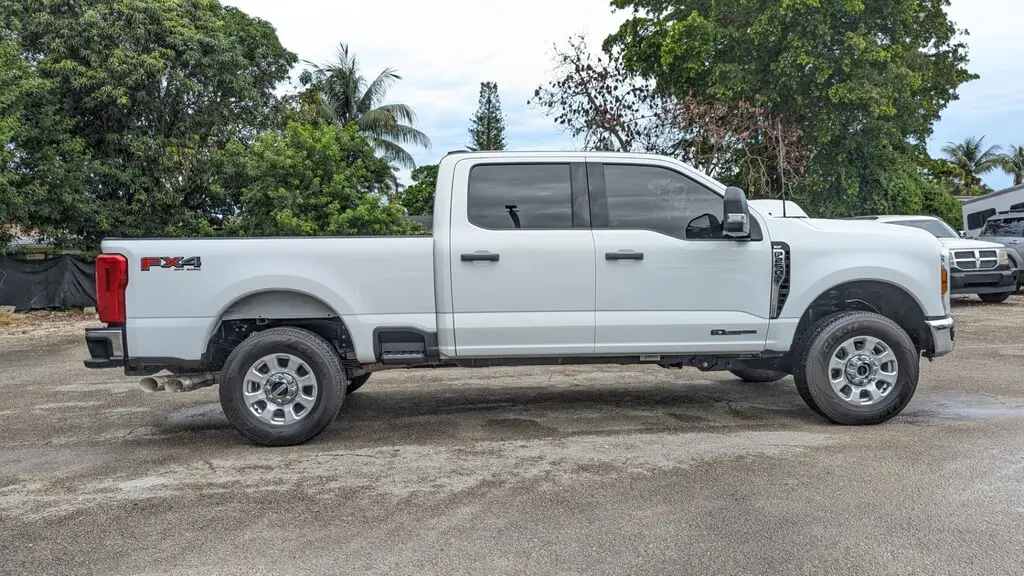 Florida Fine Cars - Used FORD SUPER DUTY F-250 SRW 2024 MIAMI XLT