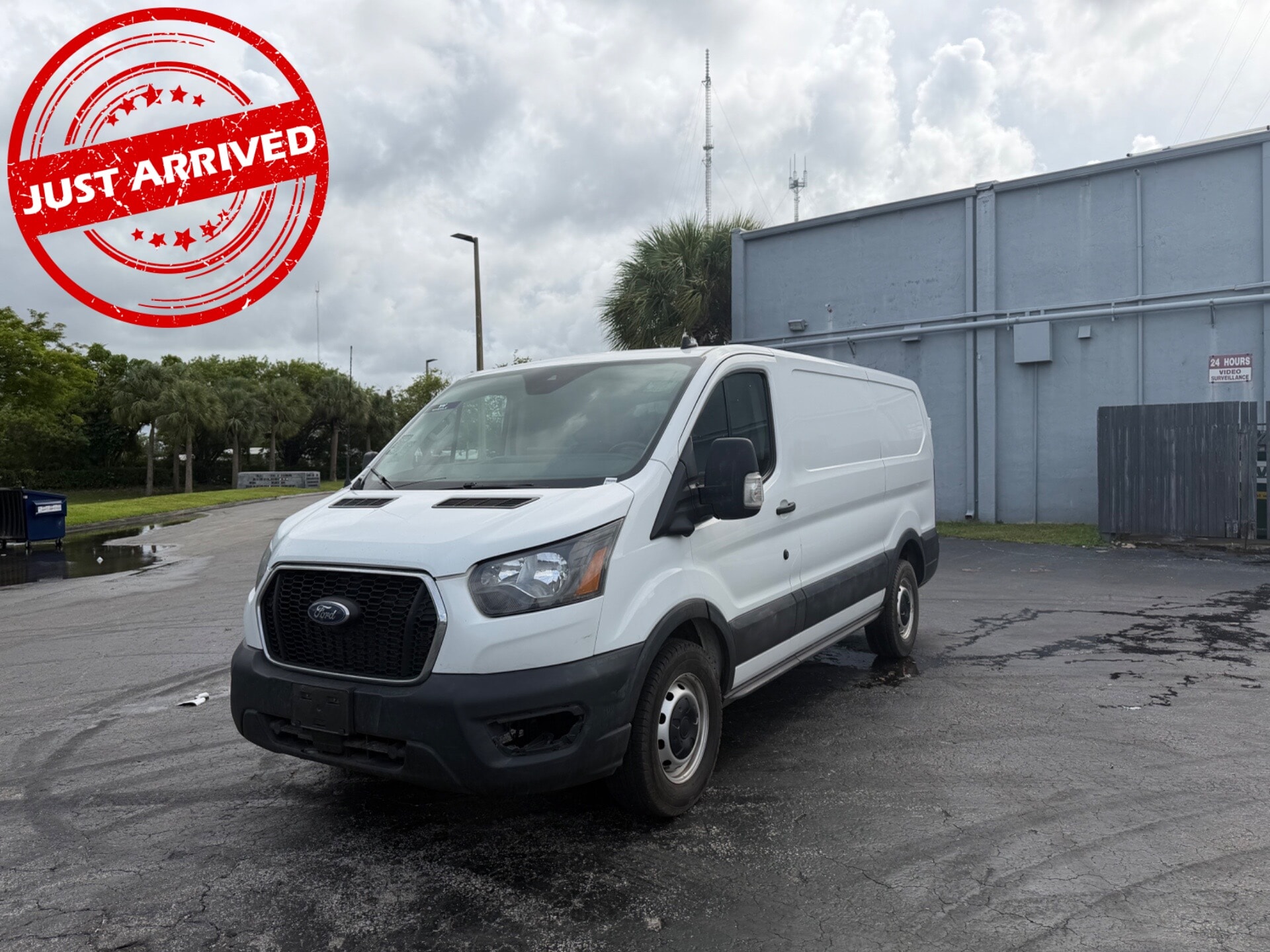 2024 Ford Transit's photo