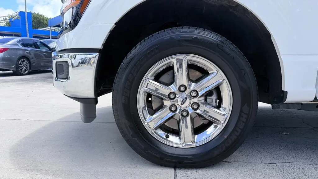 Florida Fine Cars - Used FORD F-150 2024 WEST PALM XLT  SUPERCAB 145"