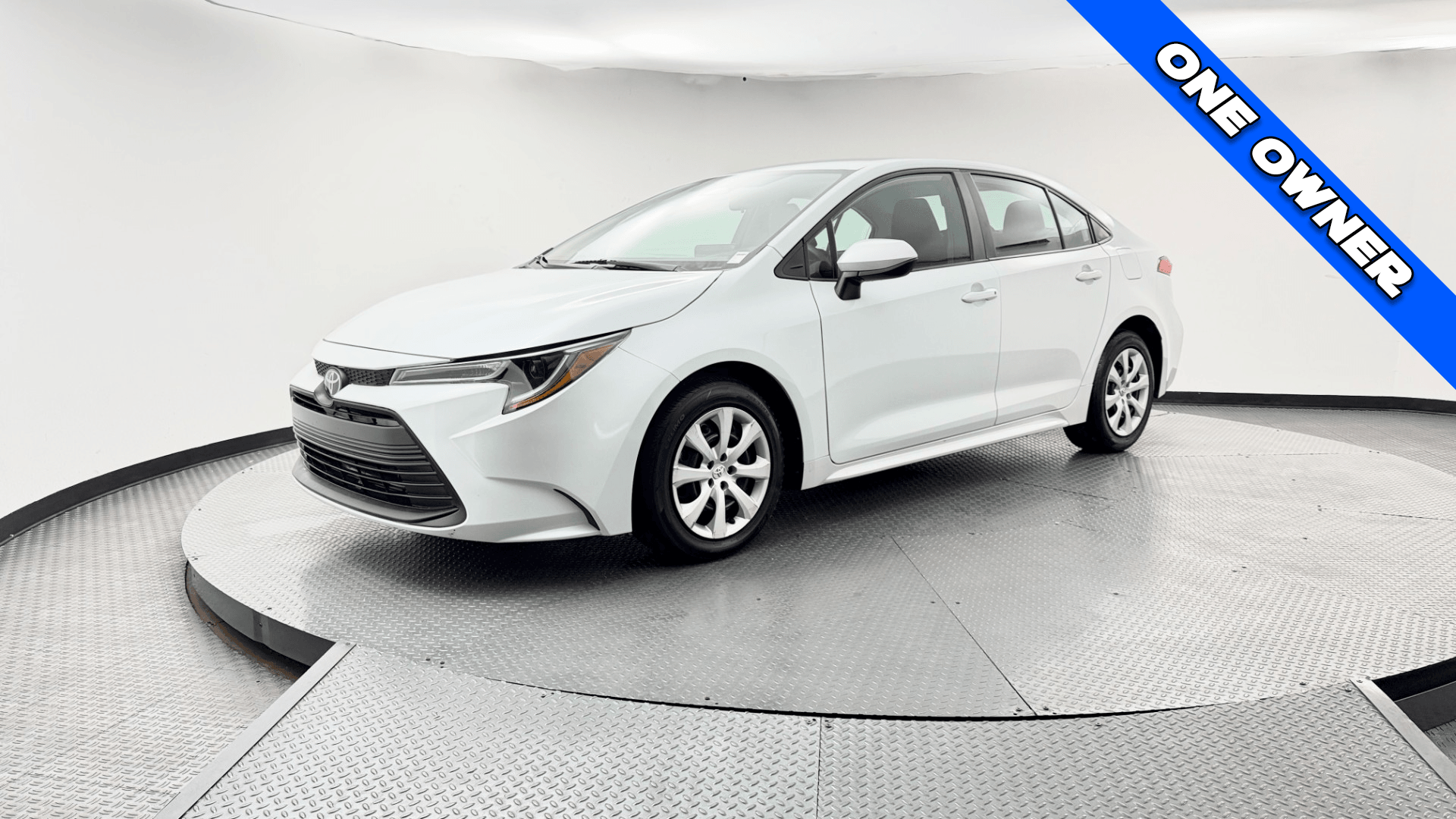 2024 Toyota Corolla LE CVT's photo
