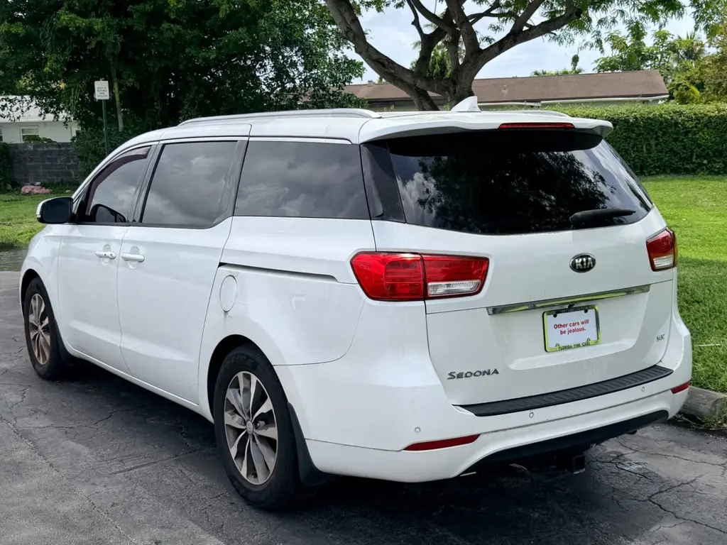 Florida Fine Cars - Used KIA SEDONA 2017 MARGATE SX
