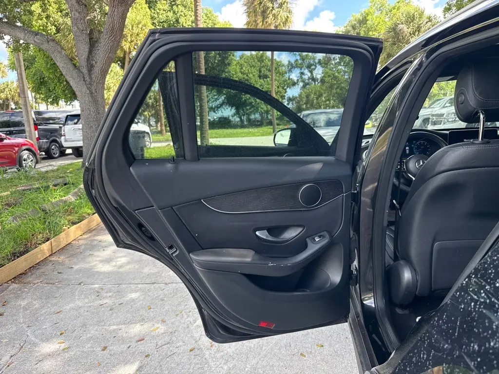 Florida Fine Cars - Used MERCEDES-BENZ GLC 2022 MIAMI GLC 300