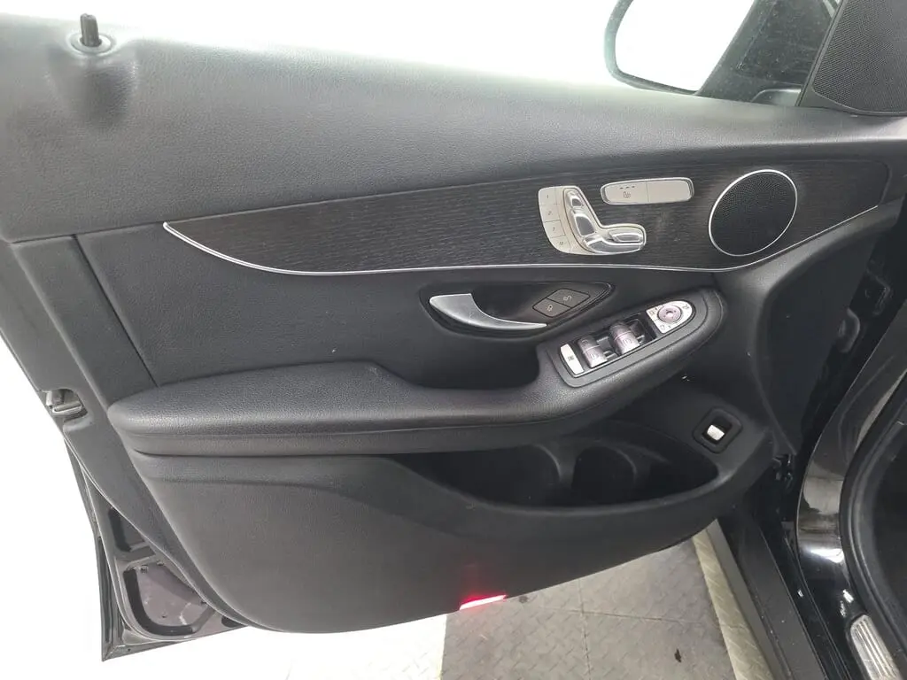 Florida Fine Cars - Used MERCEDES-BENZ GLC 2022 WEST PALM GLC 300