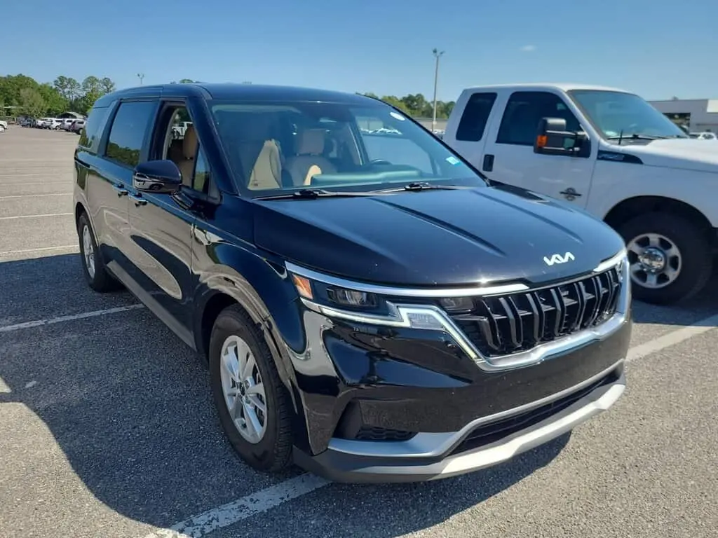 Florida Fine Cars - Used KIA CARNIVAL 2023 MARGATE LX w/seats PKG