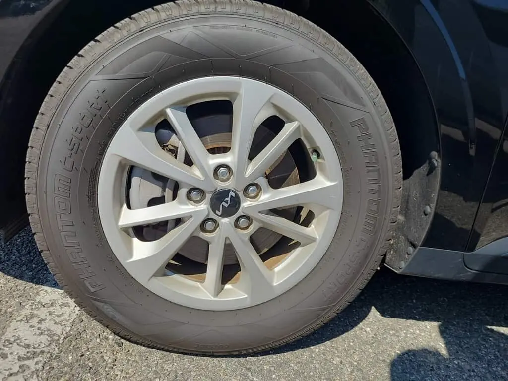 Florida Fine Cars - Used KIA CARNIVAL 2023 MARGATE LX w/seats PKG