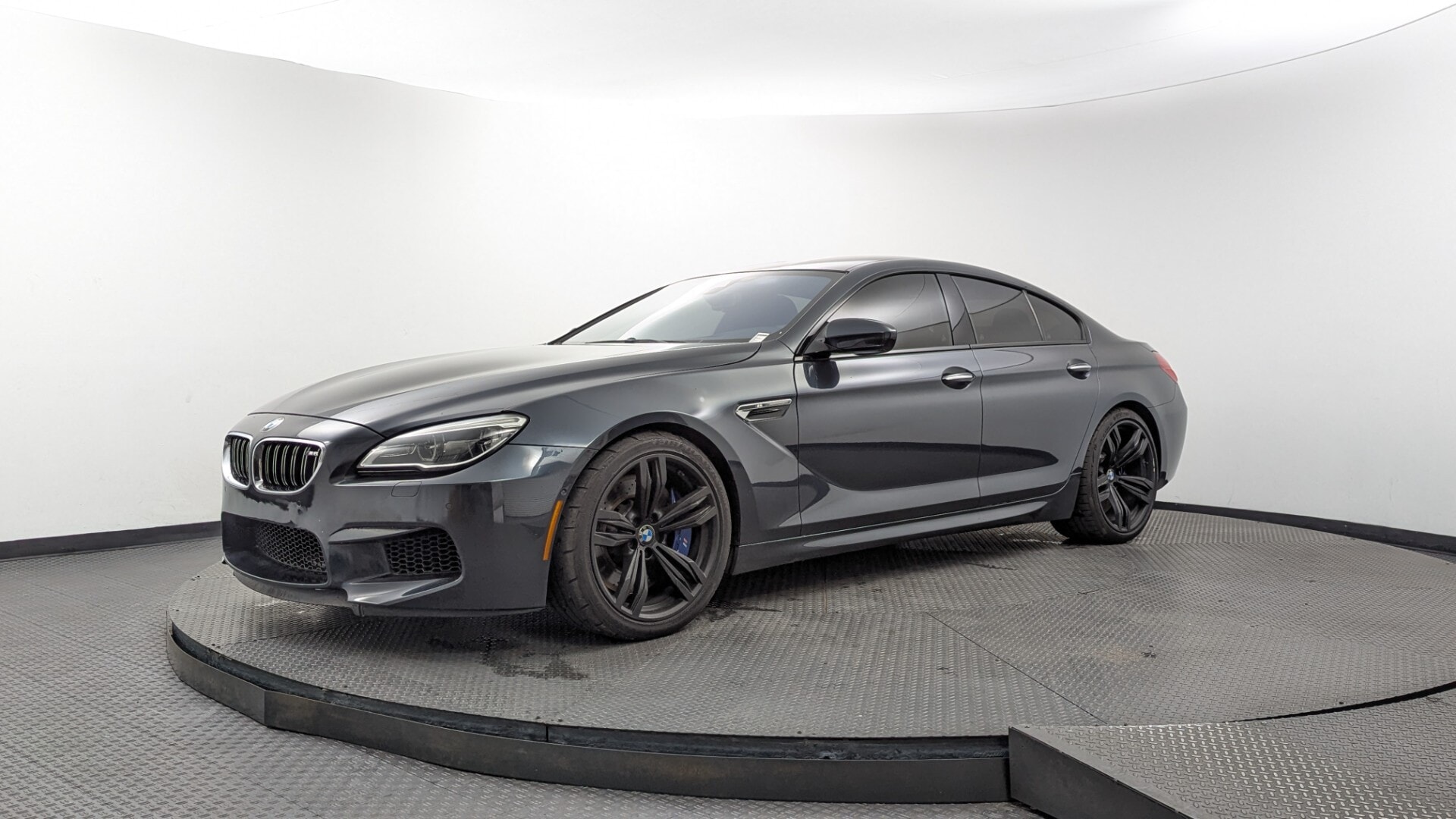 2016 BMW M6 -'s photo
