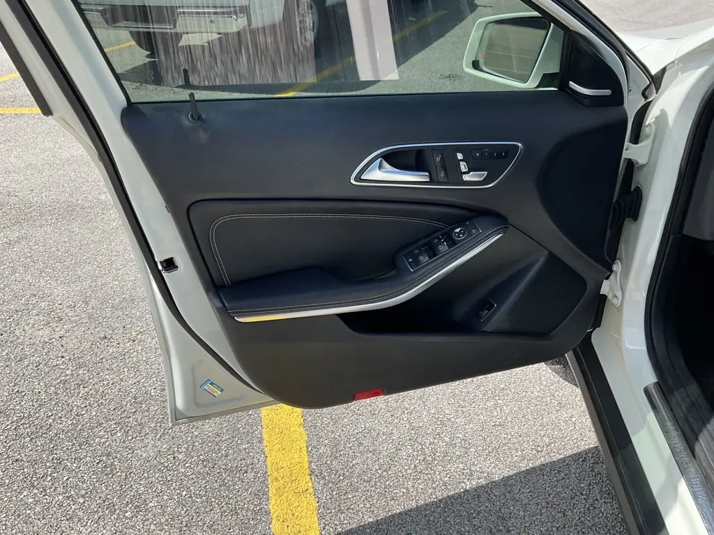 Florida Fine Cars - Used MERCEDES-BENZ GLA 2018 ORLANDO GLA 250 4MATIC