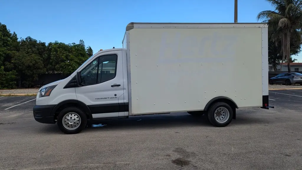 Florida Fine Cars - Used FORD TRANSIT CUTAWAY 2022 MIAMI 