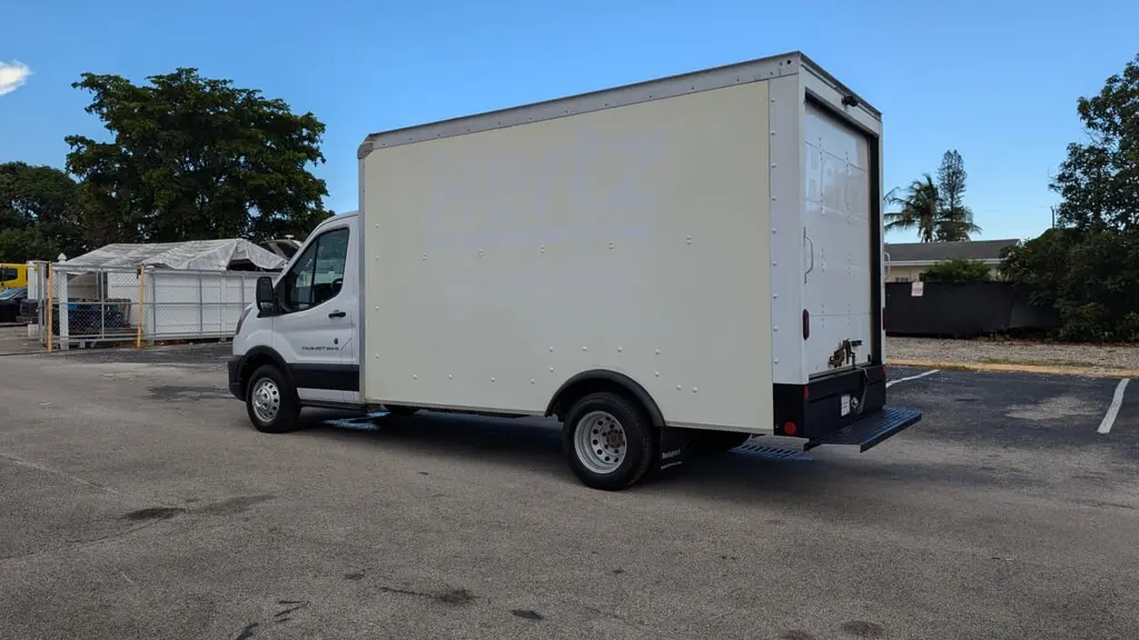 Florida Fine Cars - Used FORD TRANSIT CUTAWAY 2022 MIAMI 