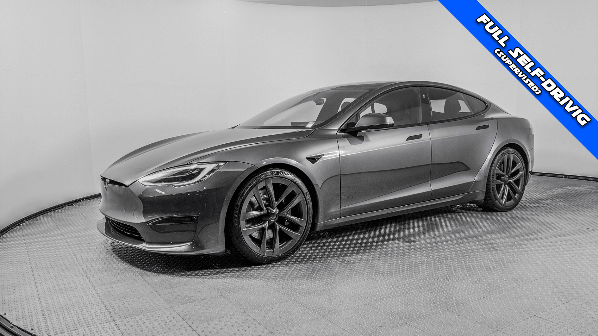2021 Tesla Model S Plaid's photo