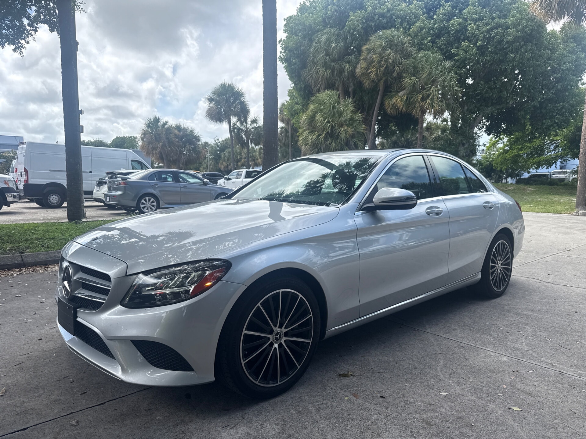 2021 Mercedes-Benz C-Class C300's photo