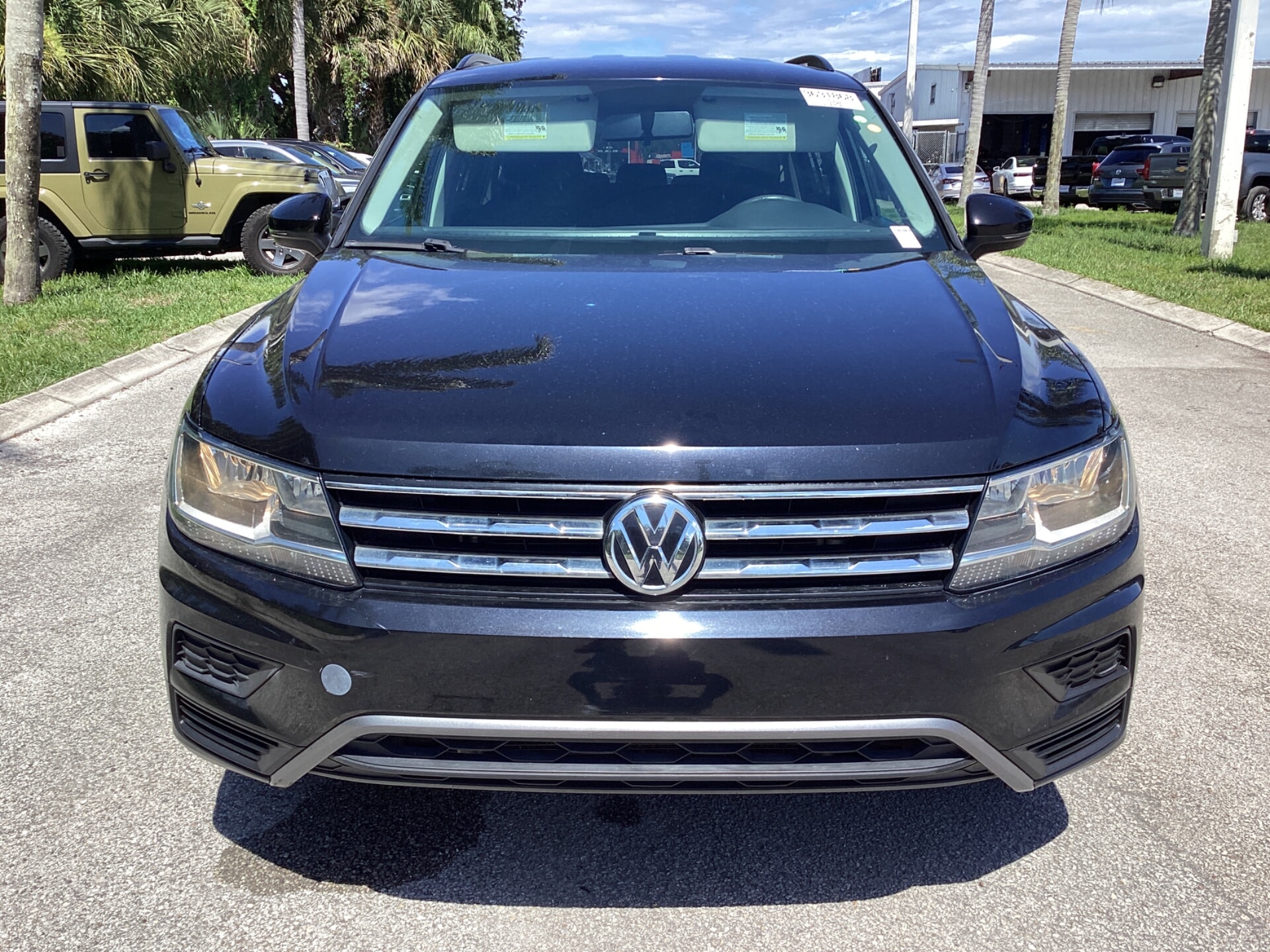 2018 Volkswagen Tiguan 2.0T S's photo