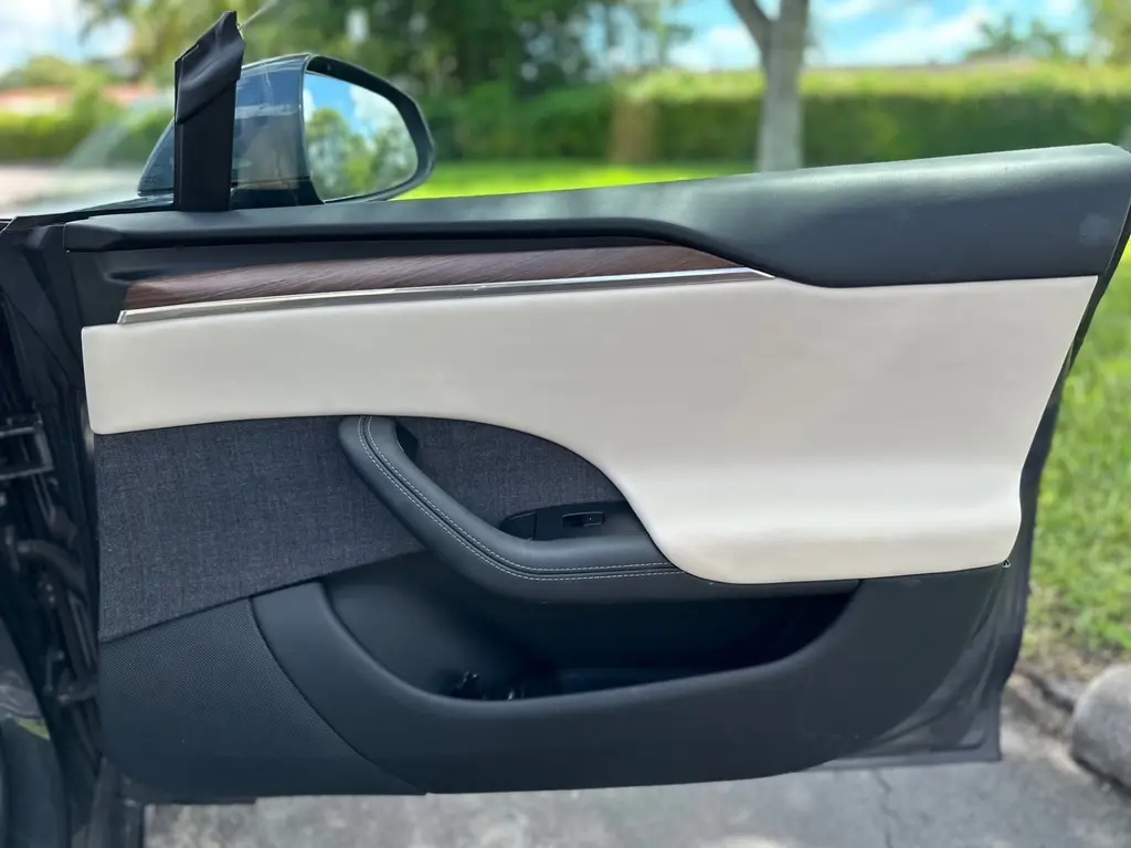 Florida Fine Cars - Used TESLA MODEL S 2022 MIAMI 