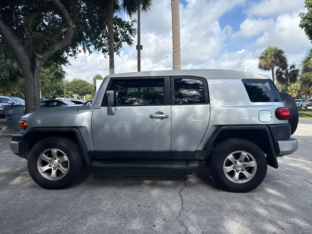 Florida Fine Cars - Used TOYOTA FJ CRUISER 2007 WEST PALM 