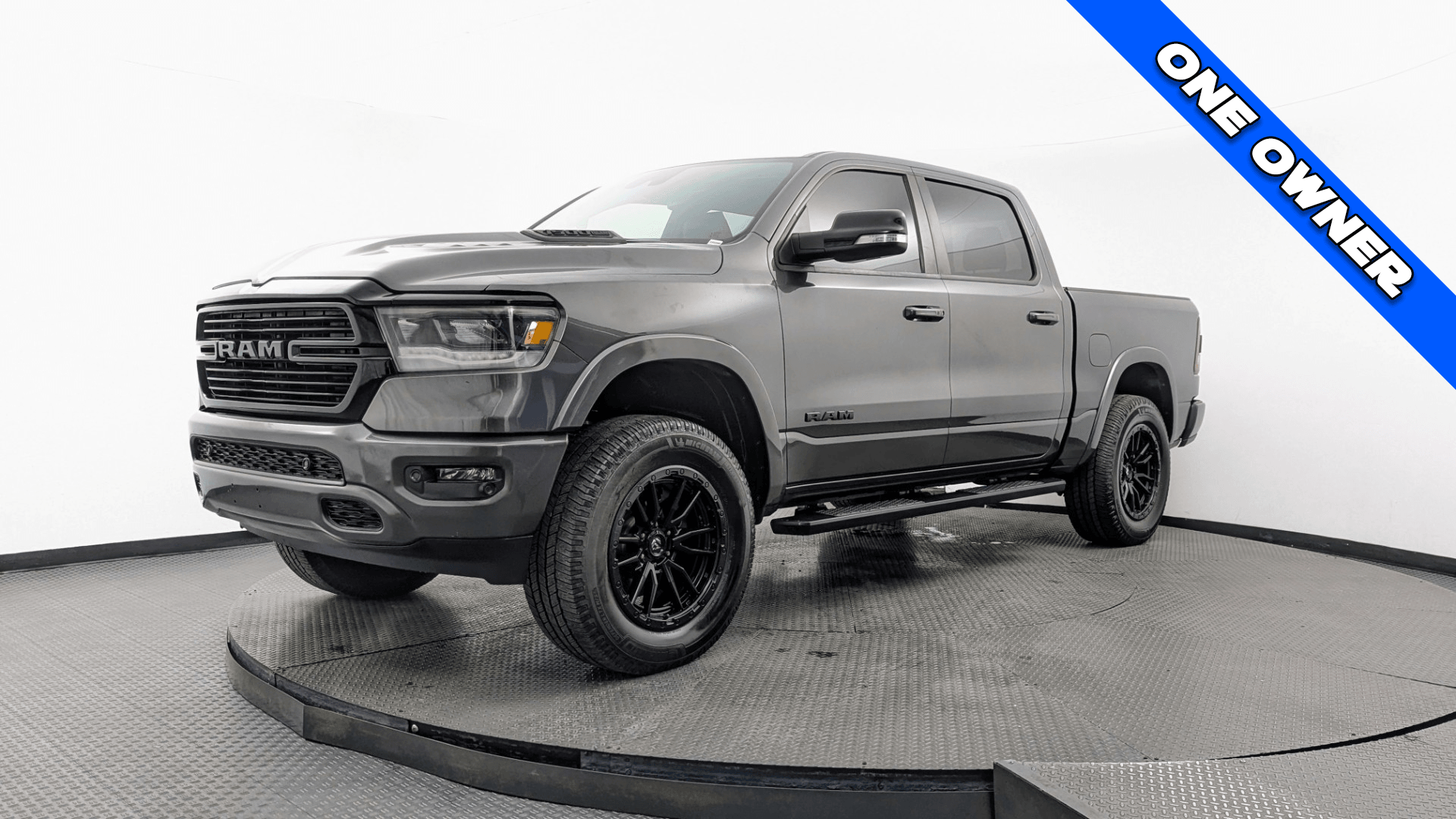 2021 RAM 1500 Laramie Crew Cab 5'7's photo