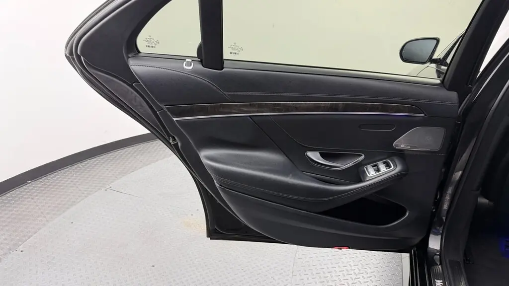 Florida Fine Cars - Used MERCEDES-BENZ S-CLASS 2015 WEST PALM S 550