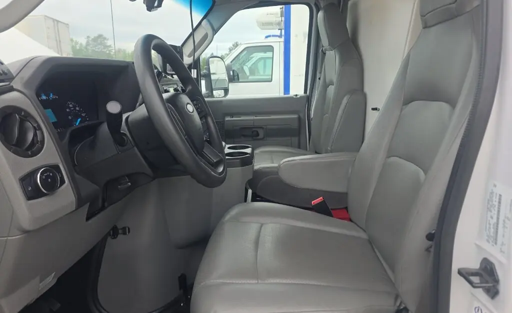 Florida Fine Cars - Used FORD E-SERIES CUTAWAY 2023 MIAMI