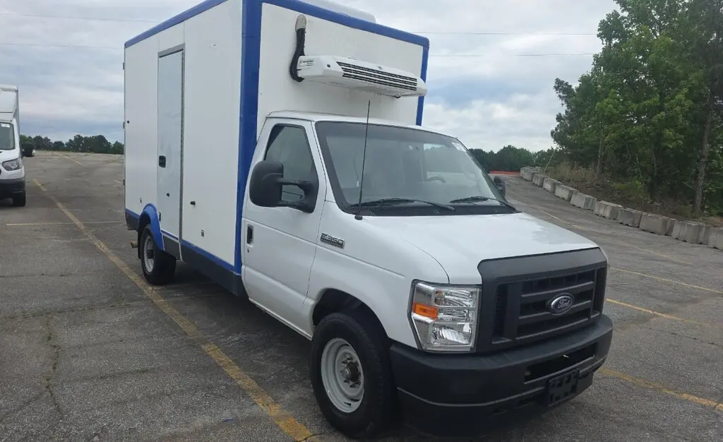 Florida Fine Cars - Used FORD E-SERIES CUTAWAY 2023 MIAMI