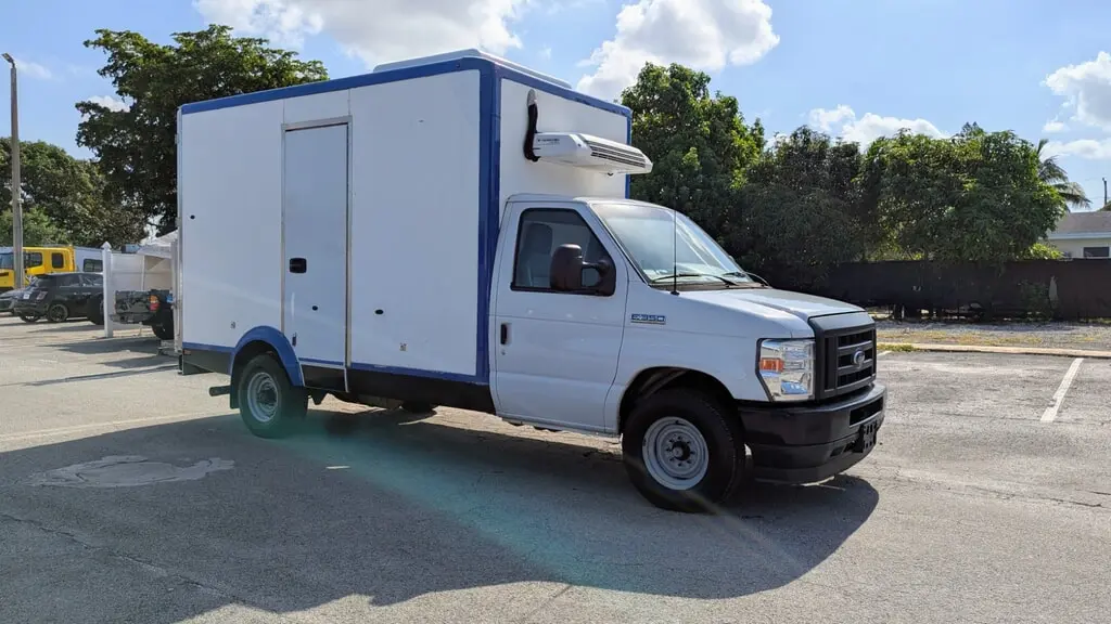 Florida Fine Cars - Used FORD E-SERIES CUTAWAY 2023 MIAMI 