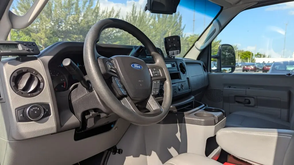 Florida Fine Cars - Used FORD E-SERIES CUTAWAY 2023 MIAMI 