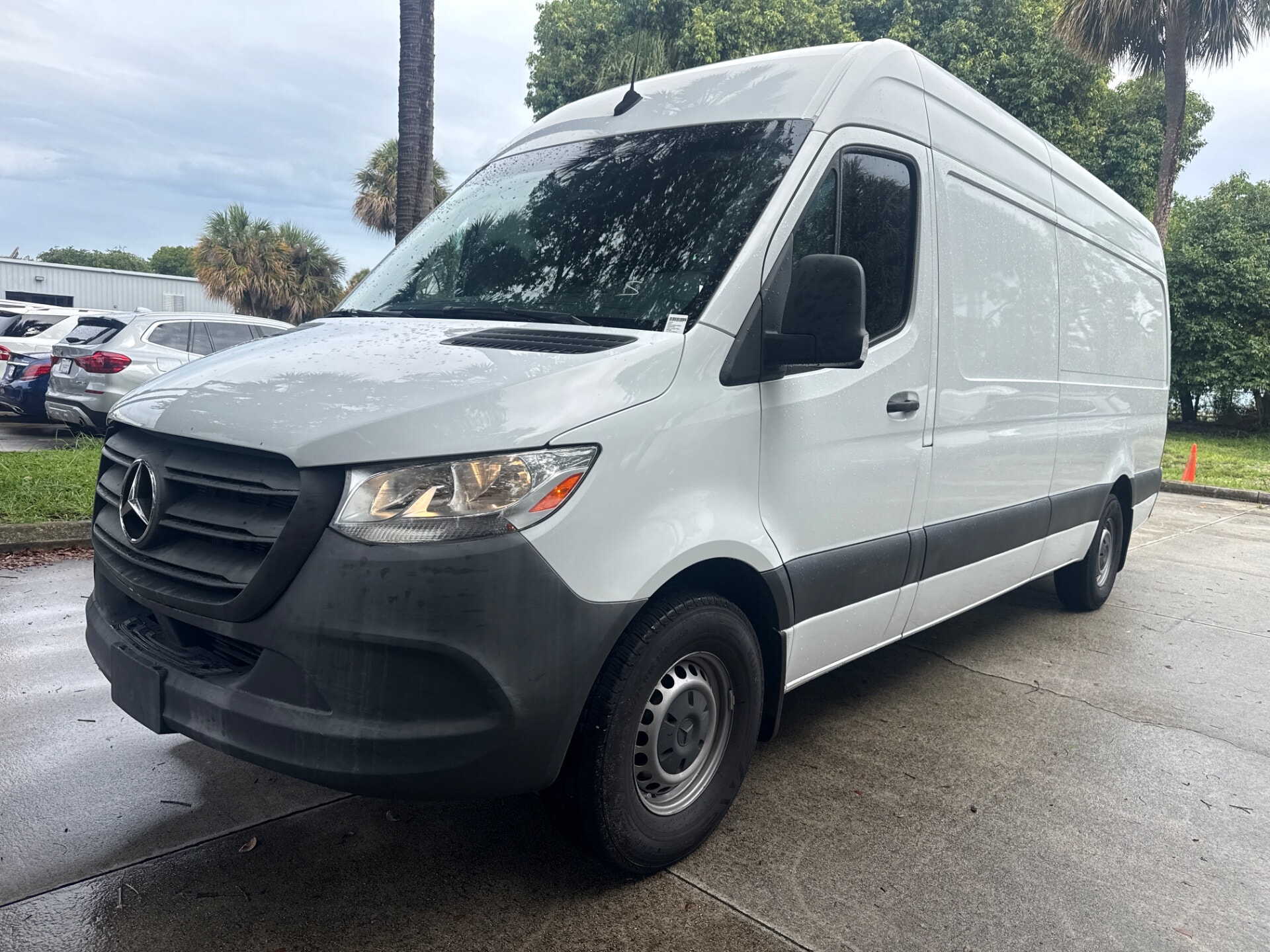 2021 Mercedes-Benz Sprinter 2500 170 WB 3.0D High Roof's photo