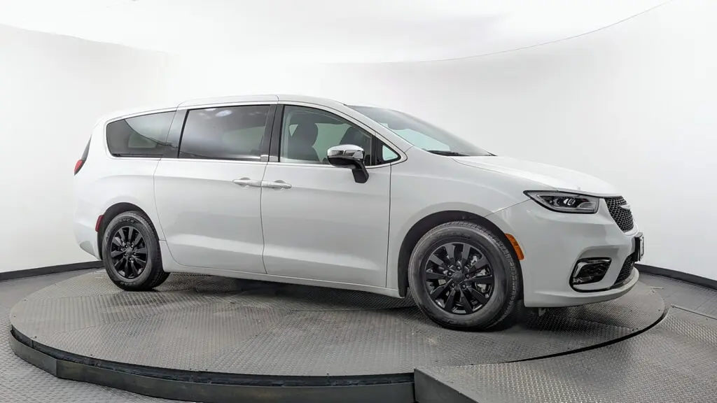 Florida Fine Cars - Used CHRYSLER PACIFICA 2023 MIAMI HYBRID LIMITED
