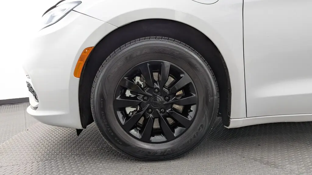 Florida Fine Cars - Used CHRYSLER PACIFICA 2023 MIAMI HYBRID LIMITED
