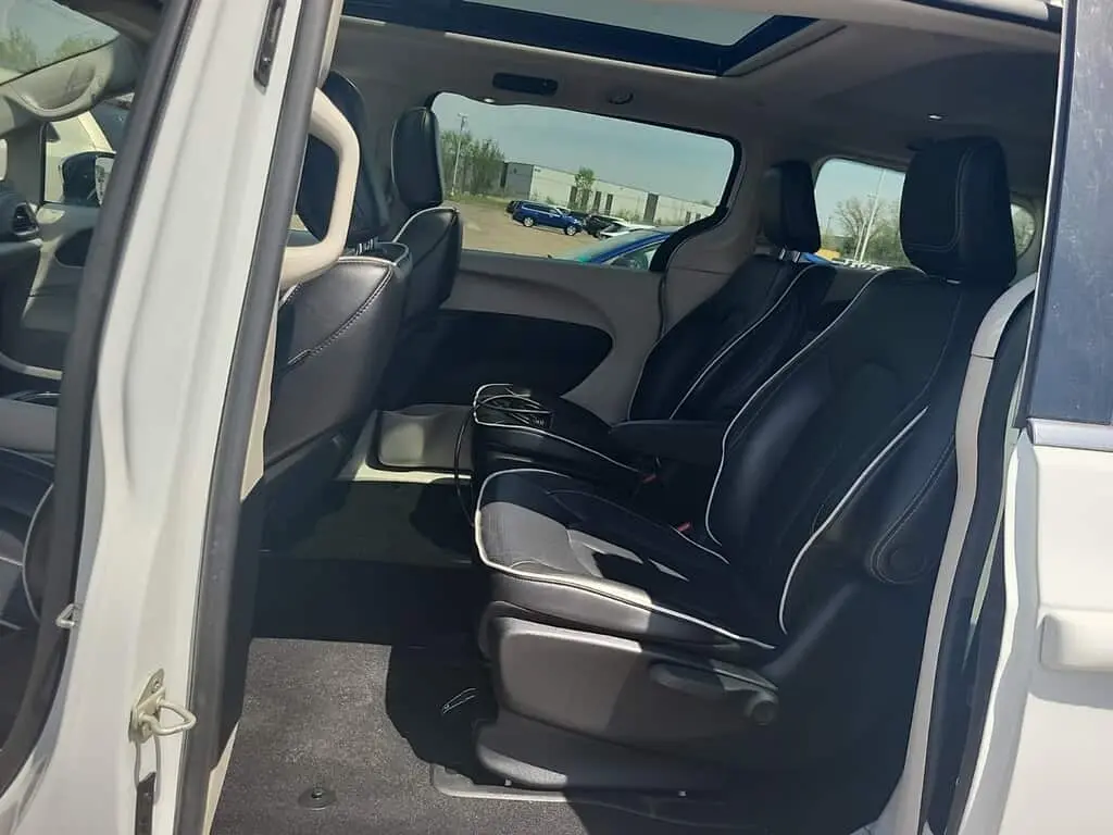 Florida Fine Cars - Used CHRYSLER PACIFICA 2023 MARGATE HYBRID LIMITED