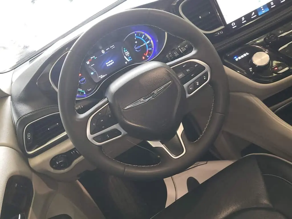 Florida Fine Cars - Used CHRYSLER PACIFICA 2023 MARGATE HYBRID LIMITED