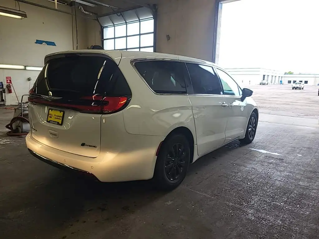 Florida Fine Cars - Used CHRYSLER PACIFICA 2023 MARGATE HYBRID LIMITED